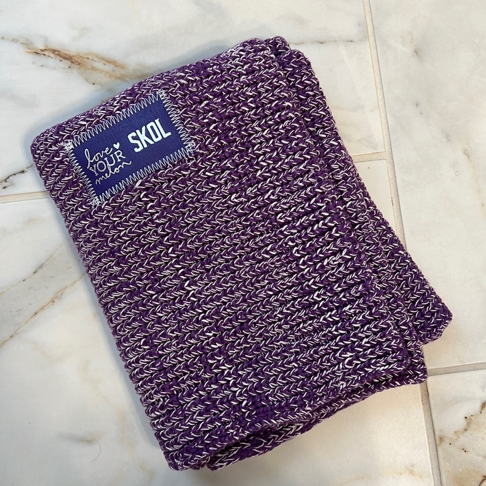 Love Your Melon x Vikings Scarf
